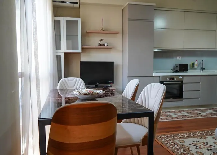 Lovely Apartment In The Heart Of Tirana