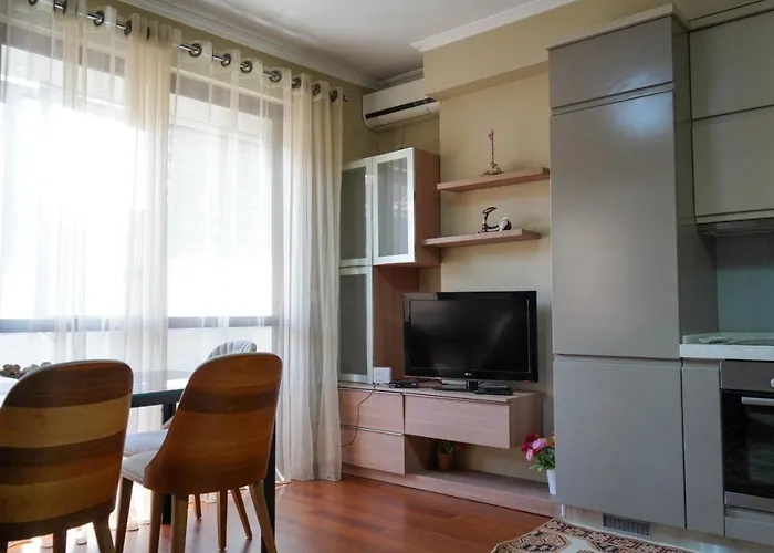 Lovely Apartment In The Heart Of Tirana