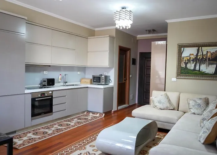 Lovely Apartment In The Heart Of Tirana